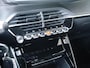 Peugeot 2008 1.2 PureTech Allure Pack | 130PK | Achteruitrijcamera | Navigatie | Cruise control | Lichtmetalen velgen | Trekhaak | Automaat | Apple carplay/Android auto