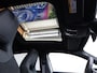 Mercedes-Benz A-klasse 250e Business Solution AMG | Panoramaschuifdak | Premium Plus | Head-up display | Dodehoekassistent |