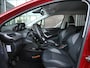 Peugeot 2008 1.2 PureTech Allure | Extra getint glas | Achteruitrijcamera | Climate control | Apple carplay/Android auto | Lage km.stand | Lichtmetalen velgen | Regensensor