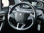 Peugeot 2008 1.2 PureTech Allure | Extra getint glas | Achteruitrijcamera | Climate control | Apple carplay/Android auto | Lage km.stand | Lichtmetalen velgen | Regensensor