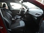 Peugeot 2008 1.2 PureTech Allure | Extra getint glas | Achteruitrijcamera | Climate control | Apple carplay/Android auto | Lage km.stand | Lichtmetalen velgen | Regensensor
