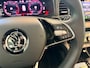 Skoda Karoq 1.5 TSI ACT Sportline Panoramadak, Memory Seat, Camera, Canton Audio, Stoel verwarming