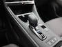 Lexus LBX 2WD Safety+Comfort Pack | BTW voertuig | Stoelverwarming | Blind Spot Monitor | Parkeersensoren voor+achter | Keyless Entry/Start | Draadloze telefoonlader | Cruise Control Adaptive | Apple CarPlay/Android Auto |