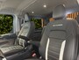 Ford Transit Custom Plug-in-Hybrid Grey Platinum Dubbel Cabine | 360 cam. | 5-zits | Sportpakket | Fiscaal aantrekkelijk | 1-fase laadkabel mode 3 16A, 10 meter (PHEV) | 12-weg verstel- en verwarmbare AGR bestuurdersstoel i.c.m. 8-weg passagiersstoel (Limited) | 17 inch lichtmetalen velgen (Carbonised Grey)