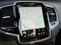 Volvo XC90 2.0 T8 Recharge AWD Ultimate Dark | Adaptieve Cruise Control | Panoramadak | Head-Up Display | 360° Parkeercamera | 21" Velgen | Trekhaak | Stoel-/Stuurverwarming | Harman Kardon Audio | Dodehoek Detectie |