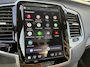 Volvo XC90 2.0 T8 Recharge AWD Ultimate Dark | Adaptieve Cruise Control | Panoramadak | Head-Up Display | 360° Parkeercamera | 21" Velgen | Trekhaak | Stoel-/Stuurverwarming | Harman Kardon Audio | Dodehoek Detectie |
