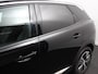 Peugeot 3008 1.2 PureTech Allure Climate control Adaptive cruise control Achteruitrijd camera Parkeersensoren Verwarmde voorstoelen LED Navigatie Apple Carplay/ Android Auto