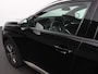 Peugeot 3008 1.2 PureTech Allure Climate control Adaptive cruise control Achteruitrijd camera Parkeersensoren Verwarmde voorstoelen LED Navigatie Apple Carplay/ Android Auto