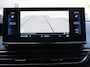 Peugeot 3008 1.2 PureTech Allure Climate control Adaptive cruise control Achteruitrijd camera Parkeersensoren Verwarmde voorstoelen LED Navigatie Apple Carplay/ Android Auto