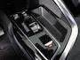 Peugeot 3008 1.2 PureTech Allure Climate control Adaptive cruise control Achteruitrijd camera Parkeersensoren Verwarmde voorstoelen LED Navigatie Apple Carplay/ Android Auto