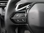 Peugeot 3008 1.2 PureTech Allure Climate control Adaptive cruise control Achteruitrijd camera Parkeersensoren Verwarmde voorstoelen LED Navigatie Apple Carplay/ Android Auto