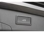 Volkswagen Passat Variant 1.5 eHybrid 272pk R-Line DSG Automaat Black Style / Panorama schuifdak / Leder / Head up / Harman Kardon 700W / IQ LED / LM 19 inch / Wegkl trekhaak Garantie tot 11-09-2030 // 100.000km