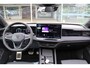 Volkswagen Passat Variant 1.5 eHybrid 272pk R-Line DSG Automaat Black Style / Panorama schuifdak / Leder / Head up / Harman Kardon 700W / IQ LED / LM 19 inch / Wegkl trekhaak Garantie tot 11-09-2030 // 100.000km