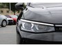 Volkswagen Passat Variant 1.5 eHybrid 272pk R-Line DSG Automaat Black Style / Panorama schuifdak / Leder / Head up / Harman Kardon 700W / IQ LED / LM 19 inch / Wegkl trekhaak Garantie tot 11-09-2030 // 100.000km