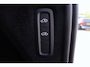 Volvo XC90 Plug-in Hybrid T8 AWD Ultimate Dark | Long Range | Adaptieve Cruise Control | Luchtvering | Harman Kardon Audio | Parkeercamera | Dodehoek Detectie | Stoel-/Stuurverwarming | Head-Up Display | Standkachel |