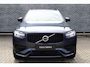 Volvo XC90 Plug-in Hybrid T8 AWD Ultimate Dark | Long Range | Adaptieve Cruise Control | Luchtvering | Harman Kardon Audio | Parkeercamera | Dodehoek Detectie | Stoel-/Stuurverwarming | Head-Up Display | Standkachel |