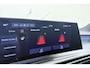 Peugeot E-3008 GT Long Range 230 97 kWh | DEMO | 8 jaar garantie | Panoramisch schuifdak | Stoelverwarming voor en achter | Alcantara bekleding | Navigatie | Camera