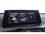 BMW X1 sDrive20i xLine - Trekhaak - Panoramadak - Elektrisch verstelbare/verwarmde stoelen - Head up - Elektrische achterklep - Cruise control - Sportstoelen - Stuurwielrand verwarmd - Navigatiesysteem Plus -