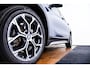 BMW X1 sDrive20i xLine - Trekhaak - Panoramadak - Elektrisch verstelbare/verwarmde stoelen - Head up - Elektrische achterklep - Cruise control - Sportstoelen - Stuurwielrand verwarmd - Navigatiesysteem Plus -