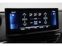 Peugeot 5008 7 pers. 1.2 PureTech Allure Pack Business | Dodehoek detectie | Navigatie | Stoelverwarming | Keyless | Apple Carplay / Android Auto | Cruise Control | Clima | Parkeersensoren voor/achter | Camera | 18 inch