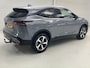 Nissan Qashqai 1.3 MHEV Xtronic N-Connecta / Dealer Onderhouden / All Seasonbanden / Trekhaak 1800 KG / Navigatie / Stoel- en Stuurverwarming / Verwarmde Voorruit / Elektrische Achterklep / Panoramadak / 360 Graden Camera / Climate Control /