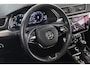 Skoda Superb Combi 1.4 TSI iV Ambition Panoramadak Stoelverwarming Memory Virtual Camera