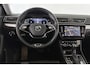 Skoda Superb Combi 1.4 TSI iV Ambition Panoramadak Stoelverwarming Memory Virtual Camera