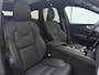 Volvo XC60 T6 Plug-in hybrid AWD Ultra Black Edition | Luchtvering | Head-up | Bowers & Wilkens | Stoel ventilatie + verwarming | Trekhaak |