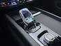 Volvo XC60 T6 Plug-in hybrid AWD Ultra Black Edition | Luchtvering | Head-up | Bowers & Wilkens | Stoel ventilatie + verwarming | Trekhaak |