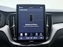 Volvo XC60 T6 Plug-in hybrid AWD Ultra Black Edition | Luchtvering | Head-up | Bowers & Wilkens | Stoel ventilatie + verwarming | Trekhaak |