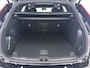 Volvo XC60 T6 Plug-in hybrid AWD Ultra Black Edition | Luchtvering | Head-up | Bowers & Wilkens | Stoel ventilatie + verwarming | Trekhaak |