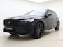 Volvo XC60 T6 Plug-in hybrid AWD Ultra Black Edition | Luchtvering | Head-up | Bowers & Wilkens | Stoel ventilatie + verwarming | Trekhaak |