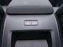 Volvo XC60 T6 Plug-in hybrid AWD Ultra Black Edition | Luchtvering | Head-up | Bowers & Wilkens | Stoel ventilatie + verwarming | Trekhaak |