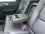 Volvo XC60 T6 Plug-in hybrid AWD Ultra Black Edition | Luchtvering | Head-up | Bowers & Wilkens | Stoel ventilatie + verwarming | Trekhaak |
