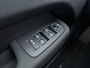 Volvo XC60 T6 Plug-in hybrid AWD Ultra Black Edition | Luchtvering | Head-up | Bowers & Wilkens | Stoel ventilatie + verwarming | Trekhaak |