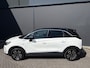 Opel Crossland 1.2 Turbo Elegance Achteruitrijcamera - Airco - Apple carplay - Bluetooth - Cruise control - Radio - Navigatie - Trekhaak - Elektrische ramen - Led verlichting - Start/stop systeem - Licht metalen velgen 16 inch - Stuur multifunctioneel