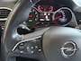 Opel Crossland 1.2 Turbo Elegance Achteruitrijcamera - Airco - Apple carplay - Bluetooth - Cruise control - Radio - Navigatie - Trekhaak - Elektrische ramen - Led verlichting - Start/stop systeem - Licht metalen velgen 16 inch - Stuur multifunctioneel