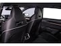 Skoda Enyaq iV 60 Sportline 180pk Automaat Warmtepomp, Trekhaak, Adaptive cruise control, Navigatie, LED matrix koplampen, Elektrische achterklep, 360 camera, Achteruitrijcamera
