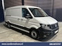 Volkswagen Crafter 2.0 TDI L3H2 L2H1 Euro6 Airco | Camera | Navigatie | Apple Carplay | Stoelverwarming Android Auto, 2500kg Trekhaak, Verwarmde voorruit, Parkeersensoren, Bijrijdersbank