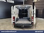 Volkswagen Crafter 2.0 TDI L3H2 L2H1 Euro6 Airco | Camera | Navigatie | Apple Carplay | Stoelverwarming Android Auto, 2500kg Trekhaak, Verwarmde voorruit, Parkeersensoren, Bijrijdersbank