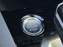 Peugeot 3008 Benzine 130 Pk Automaat * Road Trip Special Edition * = Luxe Allure * * Dodehoekbewaking * Camera Voor en Achterzijde * Leder Alcantara Bekleding * Navigatie * L.M. Velgen * Adaptive Cruise Control * Climate Control * Keyless Start * Vingerhoets; Vierde Generatie Eersteklas Service. Al meer dan 100 jaar een begrip in de Brabantse Kempen