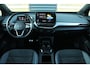Volkswagen ID.5 Pro 204pk 77 kWh Performance | SoH 00% | Warmtepomp | Pano-dak | Head-Up display | Trekhaak |