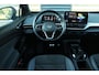 Volkswagen ID.5 Pro 204pk 77 kWh Performance | SoH 00% | Warmtepomp | Pano-dak | Head-Up display | Trekhaak |