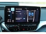 Volkswagen ID.5 Pro 204pk 77 kWh Performance | SoH 00% | Warmtepomp | Pano-dak | Head-Up display | Trekhaak |