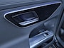 Mercedes-Benz C-klasse 200 Launch Edition AMG Line / Trekgewicht 1.800 kg / Wegklapbare trekhaak / Glazen schuif- en kanteldak / Cruise control / Achteruitrijcamera / Stoelverwarming / Climate control / Apple Carplay Android Auto /