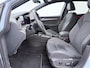 Volkswagen Golf 1.5 eHybrid 50 Edition | Navigatie | Camera | Stuur-/Stoelverwarming | 18"|