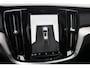 Volvo V60 kombi Ultimate Dark B4 MHEV 197PK Pano l Harman l Leder l 360° | HUD | Winterpakket