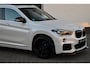 BMW X1 XDrive20i High Executive | Pano | Head-up | Maxton |