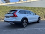 Volvo V90 Cross Country T5 Pro | Pilot Assist | Trekhaak | BLIS | Stuur verw. | Panoramadak