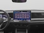 Volkswagen Tayron R-Line 1.5 eHybrid 204 PK | LED Matrix IQ | Panoramadak | Elek. Achterklep | Trekhaak | DCC | Harman/ Kardon | Head-Up Display | 360 Camera | Side Assist |